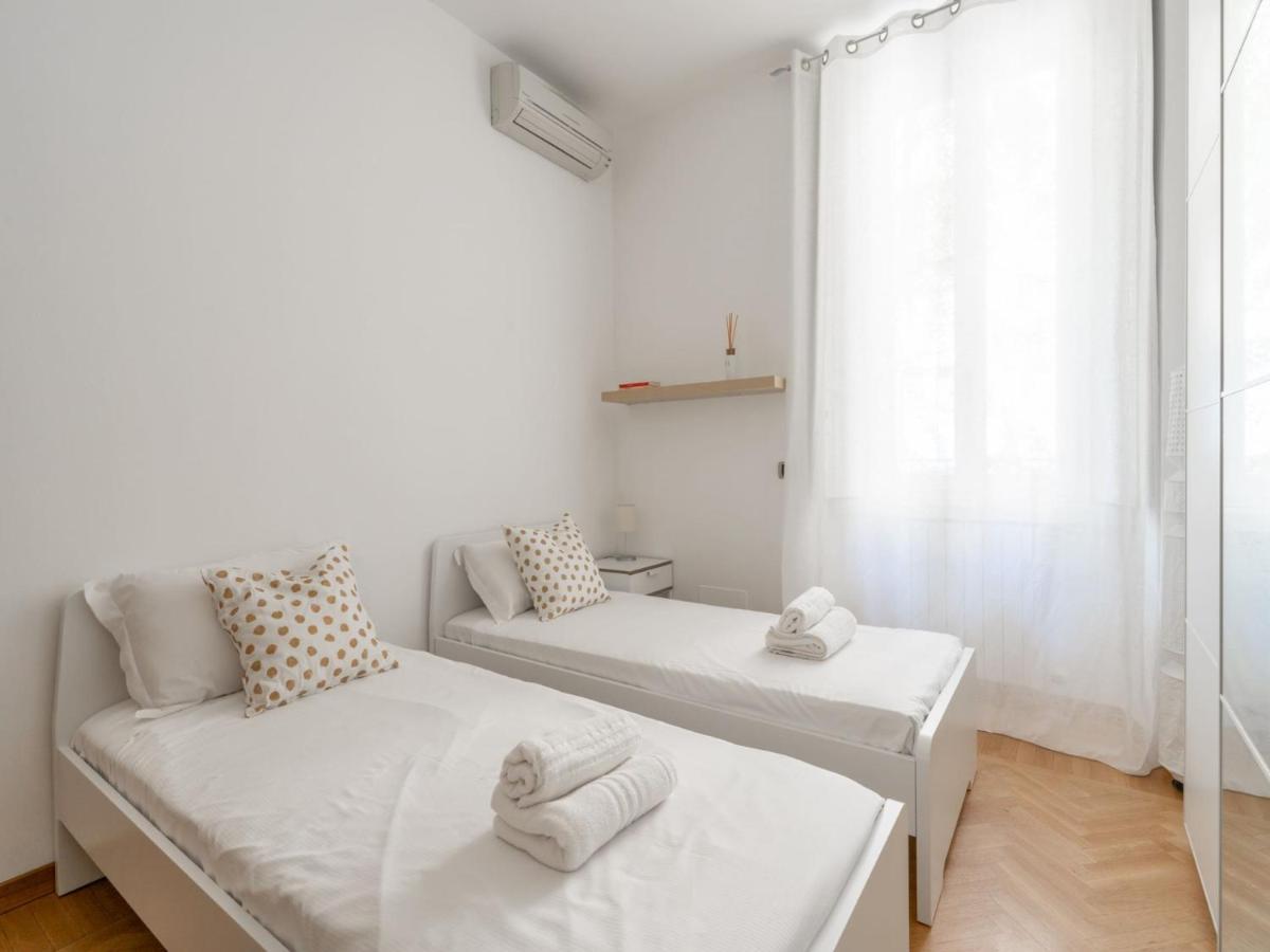 The Best Rent - Spacious Apartment Near Colonne S Lorenzo Milano Exteriör bild